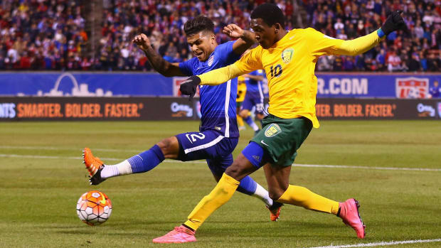 yedlin-usa-st-vincent-grenadines-wcq.jpg